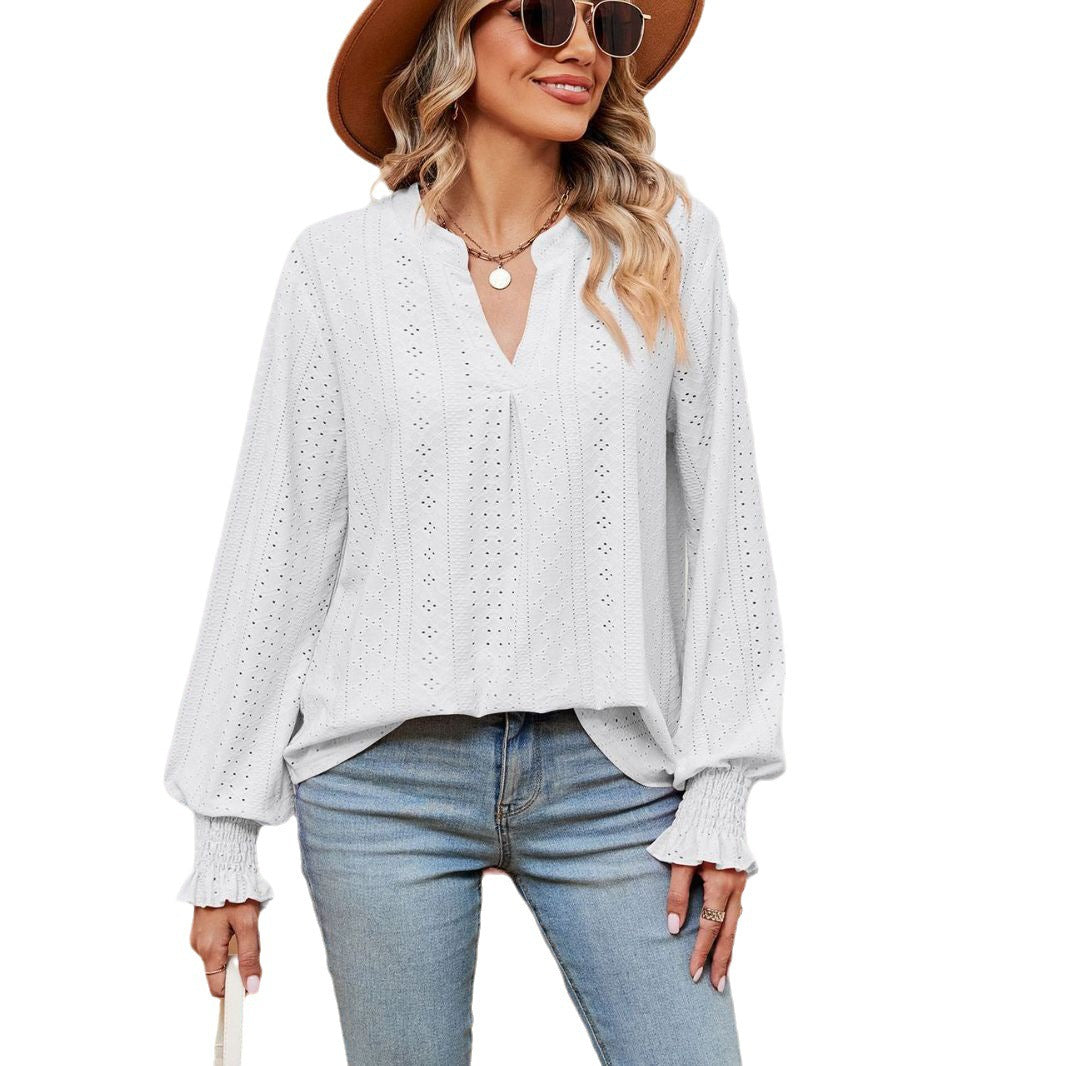 Women's blouse with lace pattern and elegant cut Lune London