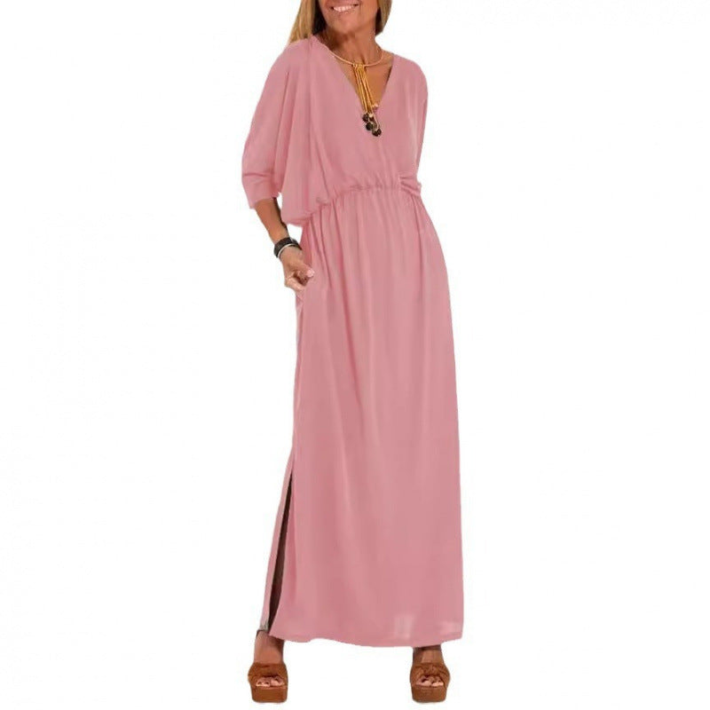 Casual maxi dress for women with V-neck and side slits Lune London