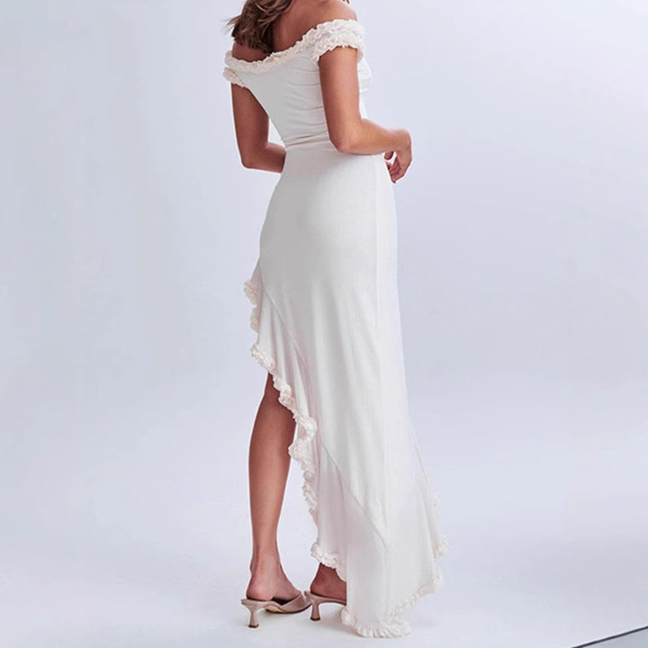 Ladies Elegant Maxi Dress with Chic Ruffle Detail and Style