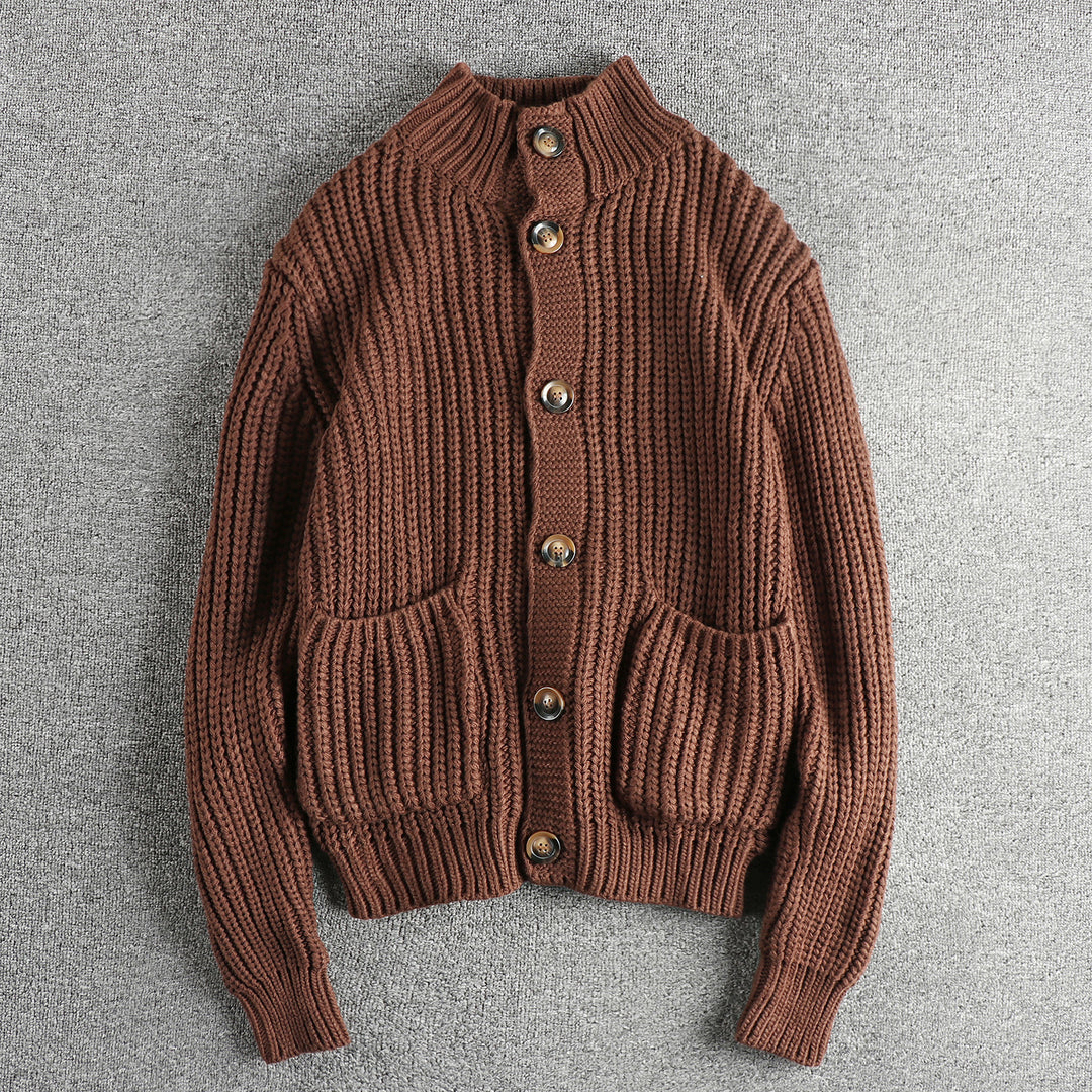Knit jacket for women with large pockets and button closure Lune London