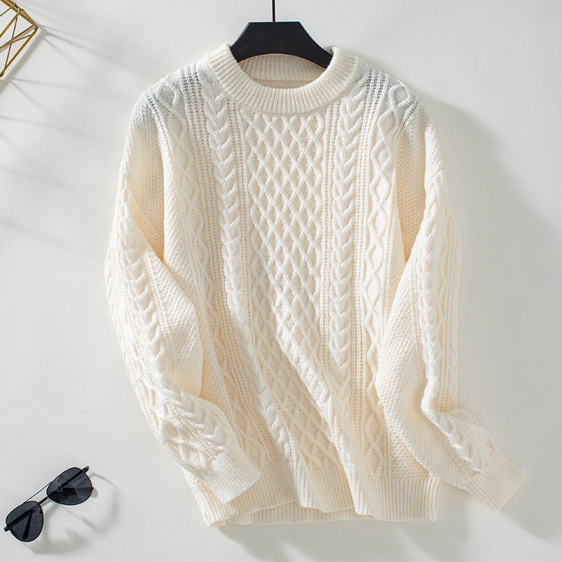 Thick knit pullover for women with a refined cable pattern and a chic round neck Lune London