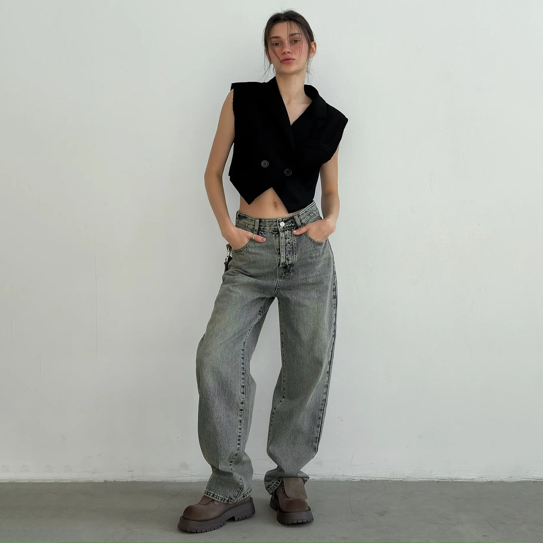 Relaxed Fit jeans for women with a casual cut and high-quality materials Lune London