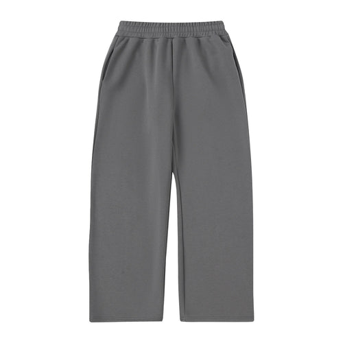 Casual wide women's jogger pants with elastic waistband and convenient pockets Lune London