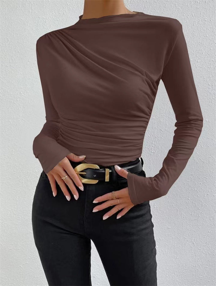 Long sleeve blouse for women with elegant gathered elements and a classic design Lune London