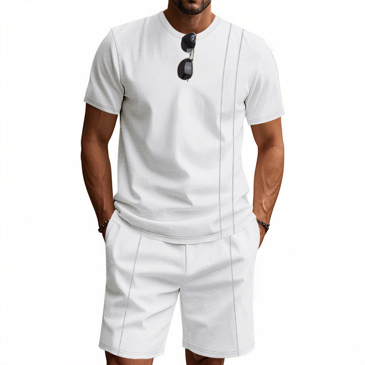 Casual training set for men with breathable design and elastic waistband Lune London