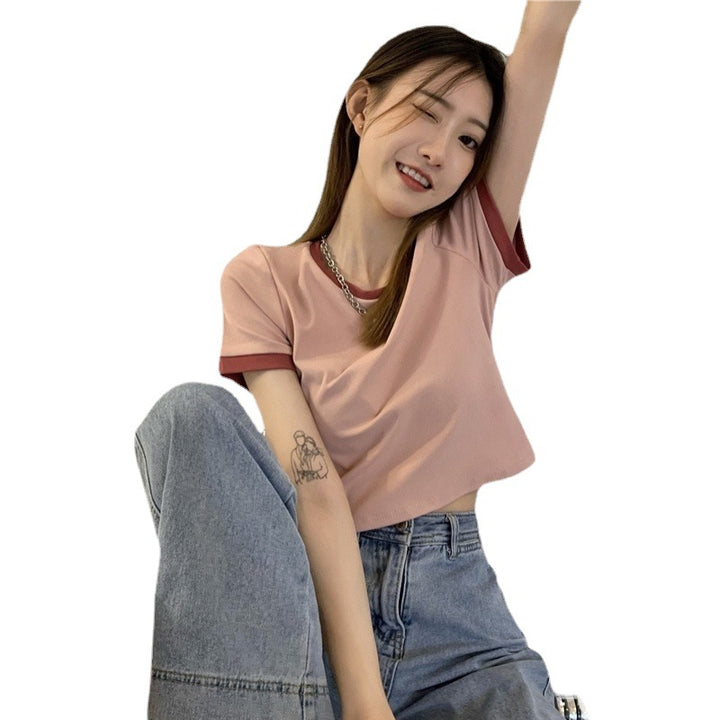 Women's Cropped T-Shirt with contrasting sleeves and modern cut