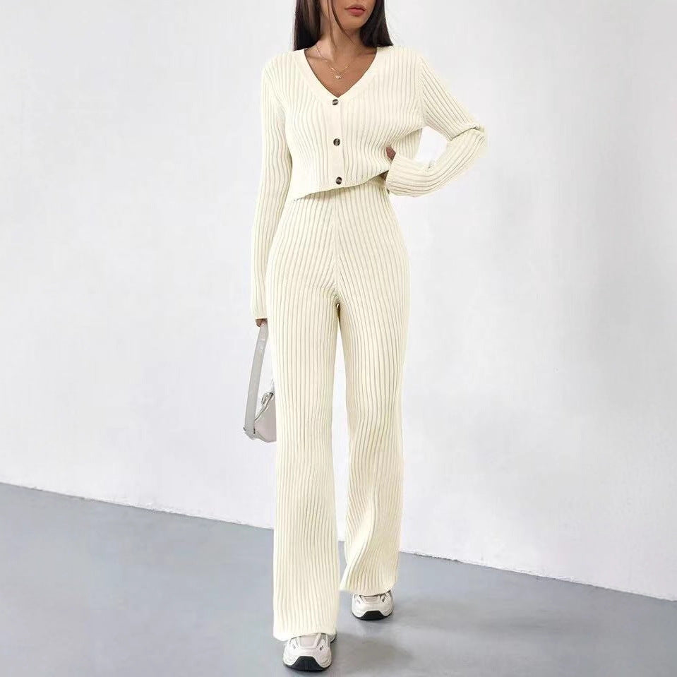 Knitted set for women with V-neck and wide legs Lune London