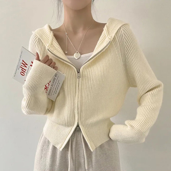 Ladies casual knit jacket with hood and zipper Lune London