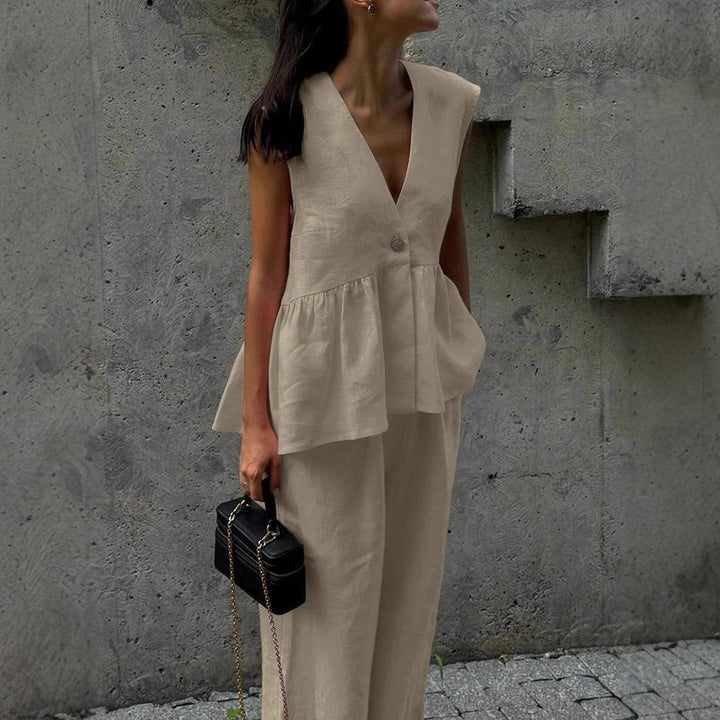 Ladies Elegant Linen Pantsuit Chic and Stylish