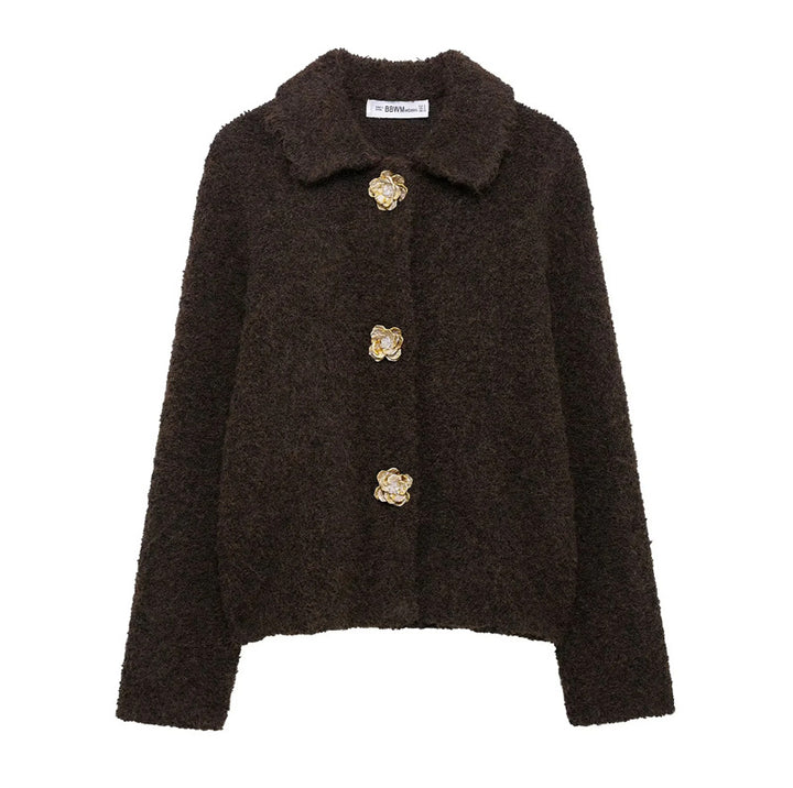 Women's plush cardigan with decorative flower buttons Lune London