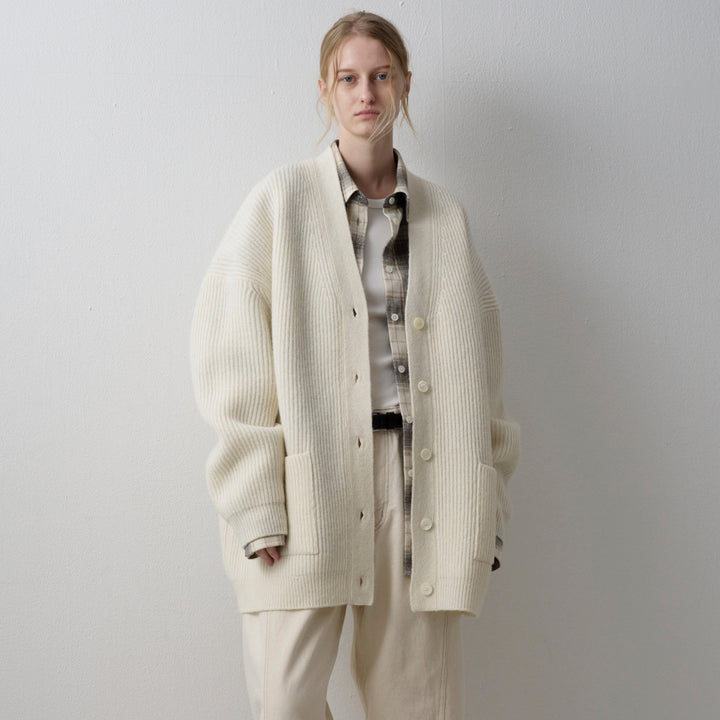 Cardigan en tricot épais pour femmes avec des manches surdimensionnées Chic & Stil