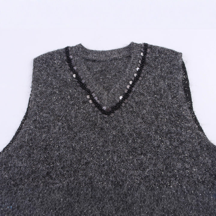 Ladies elegant sleeveless knitted sweater with sparkling appliqués Lune London