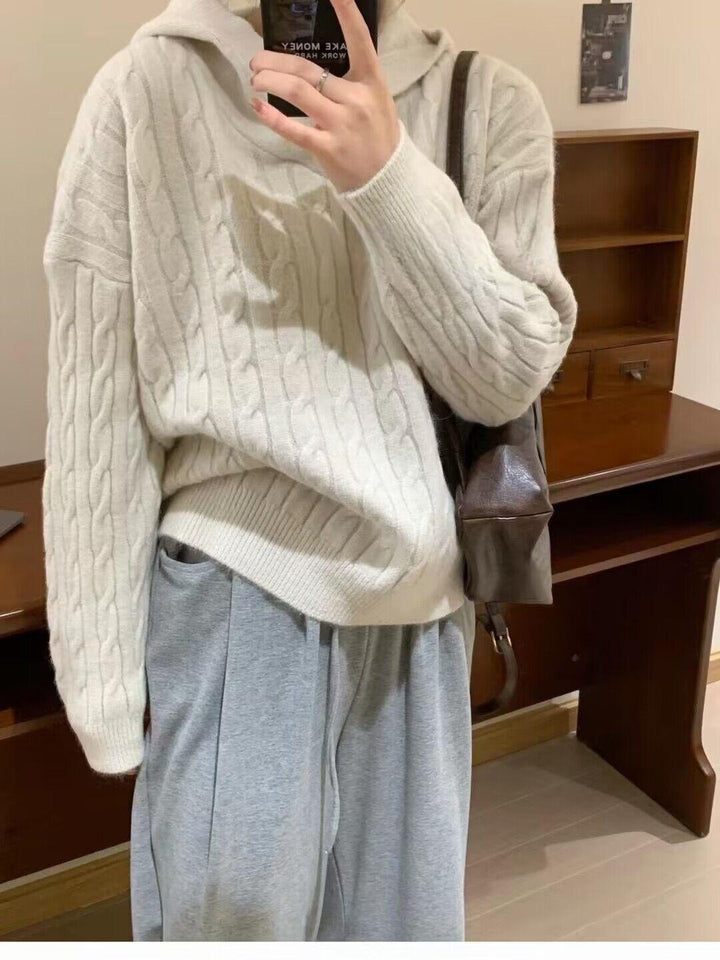 Sweat à capuche en tricot épais pour femmes avec motif en câble Chic & Stil