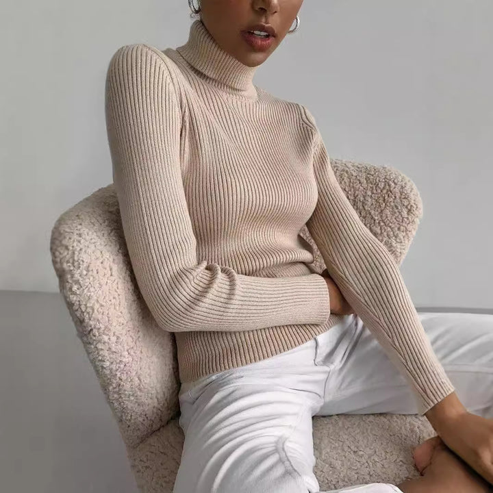 Turtleneck pullover for ladies with a ribbed design and a relaxed fit Lune London
