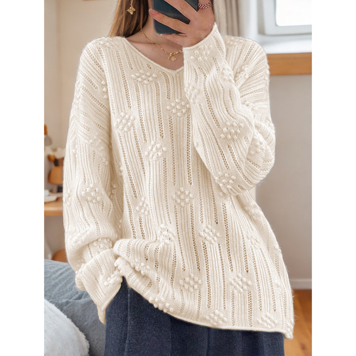 Knit sweater for women with detailed pattern and V-neck Lune London
