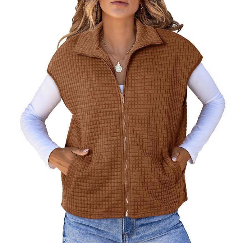 Women Lightweight Gaspé Knitted Vest with Pockets and High Collar Lune London