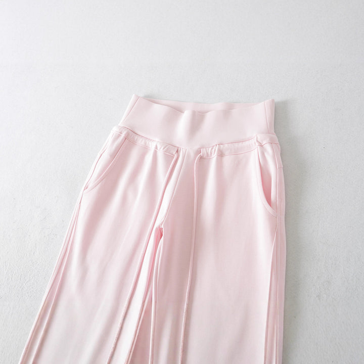 Women’s flared lounge pants with a high waist and practical side pockets Lune London