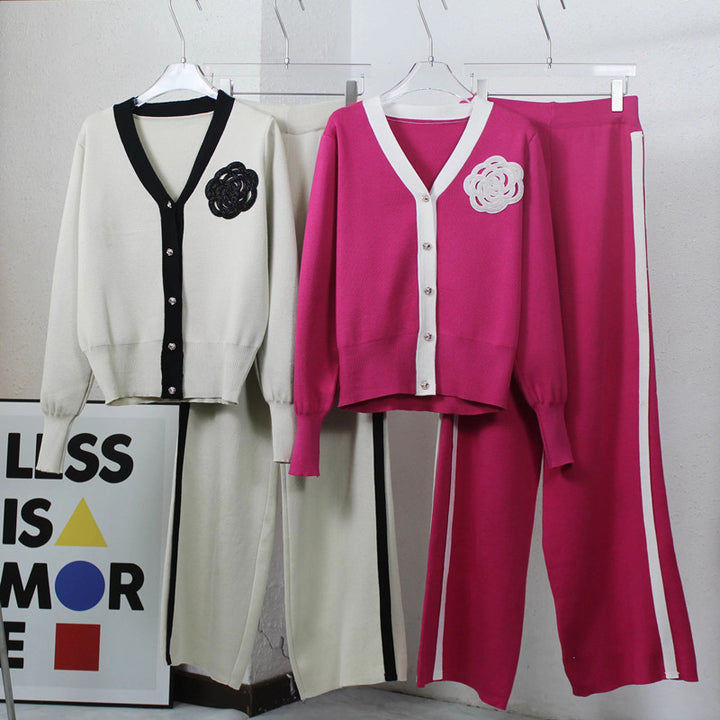 Knitted loungewear set for women with elegant button placket and trendy details Lune London