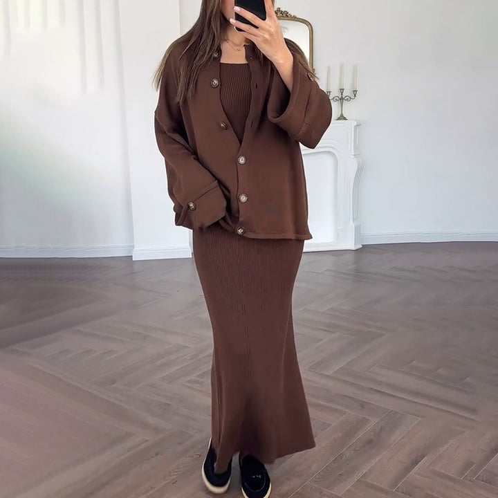Women's knit set with elegant blazer and sleeveless maxivers dress Lune London