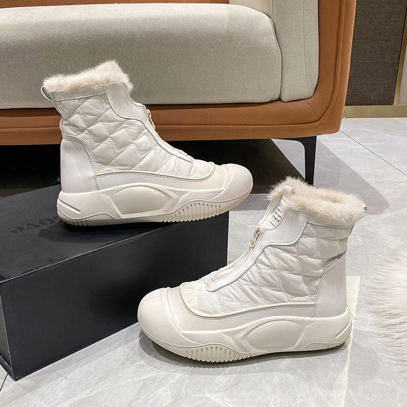 Women's insulated winter boots with comfortable warm lining Lune London