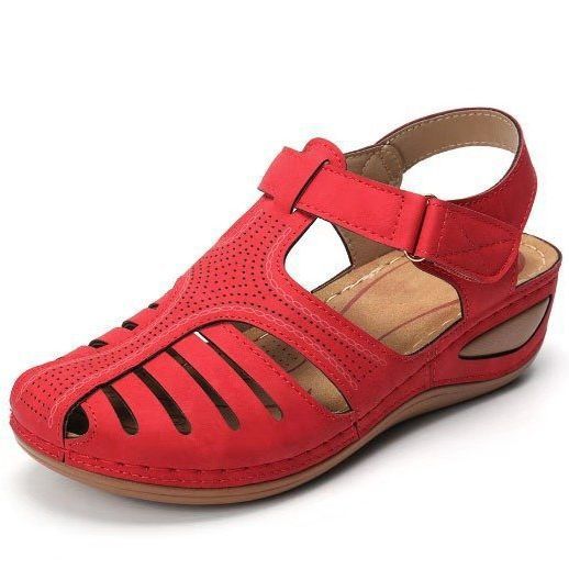 Women's sandals with breathable perforations and ergonomic wedge sole Lune London