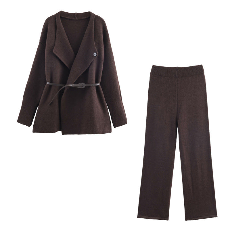 Fashionable women's cardigan and pants set with stylish belt Lune London