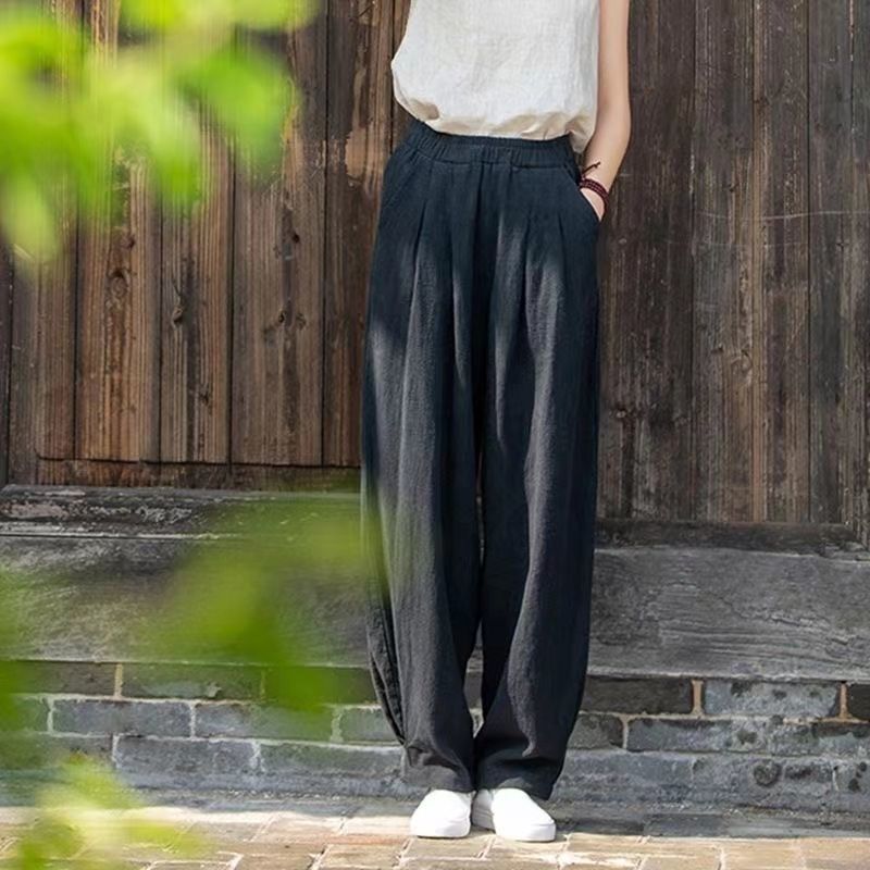 Wide linen pants for ladies with elastic waistband and side pockets Lune London