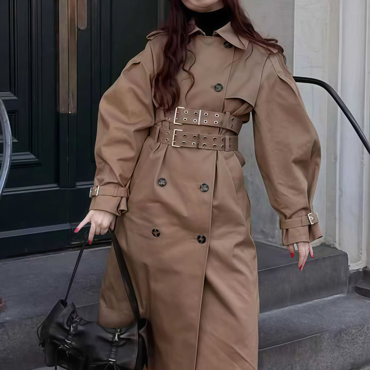 Ladies waterproof trench coat with belt at the waist Lune London