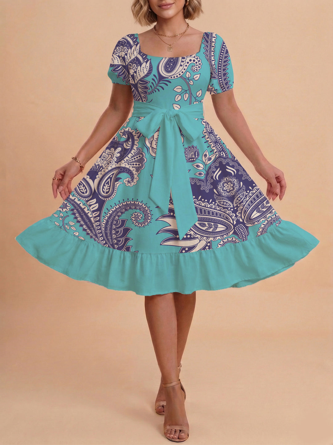 Women's elegant maxi dress with floral design and waist belt Lune London