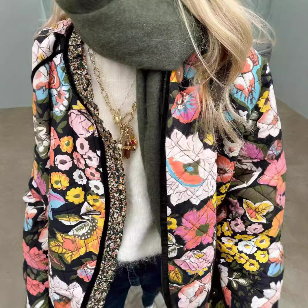 Ladies trendy quilted jacket with floral pattern Chic and Style