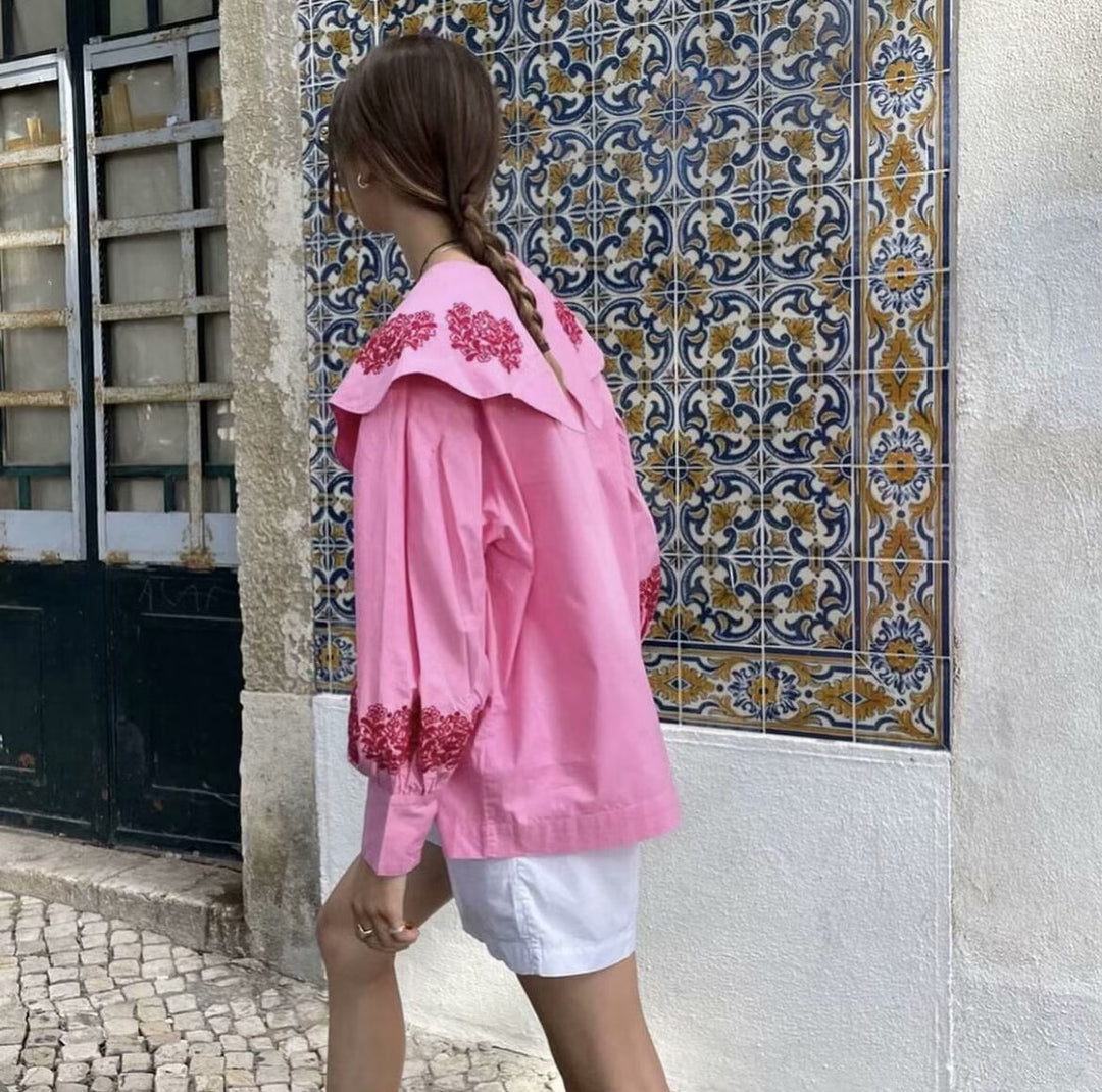 Blouse for women with a voluminous collar and floral embroidery Lune London