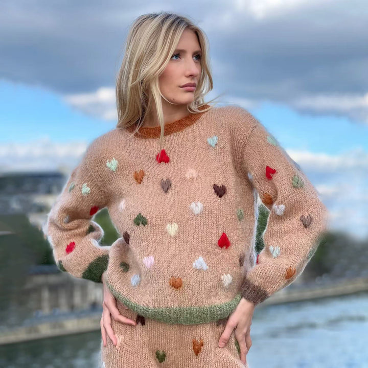 Women's sweater with colorful heart-shaped appliqués and soft material Lune London