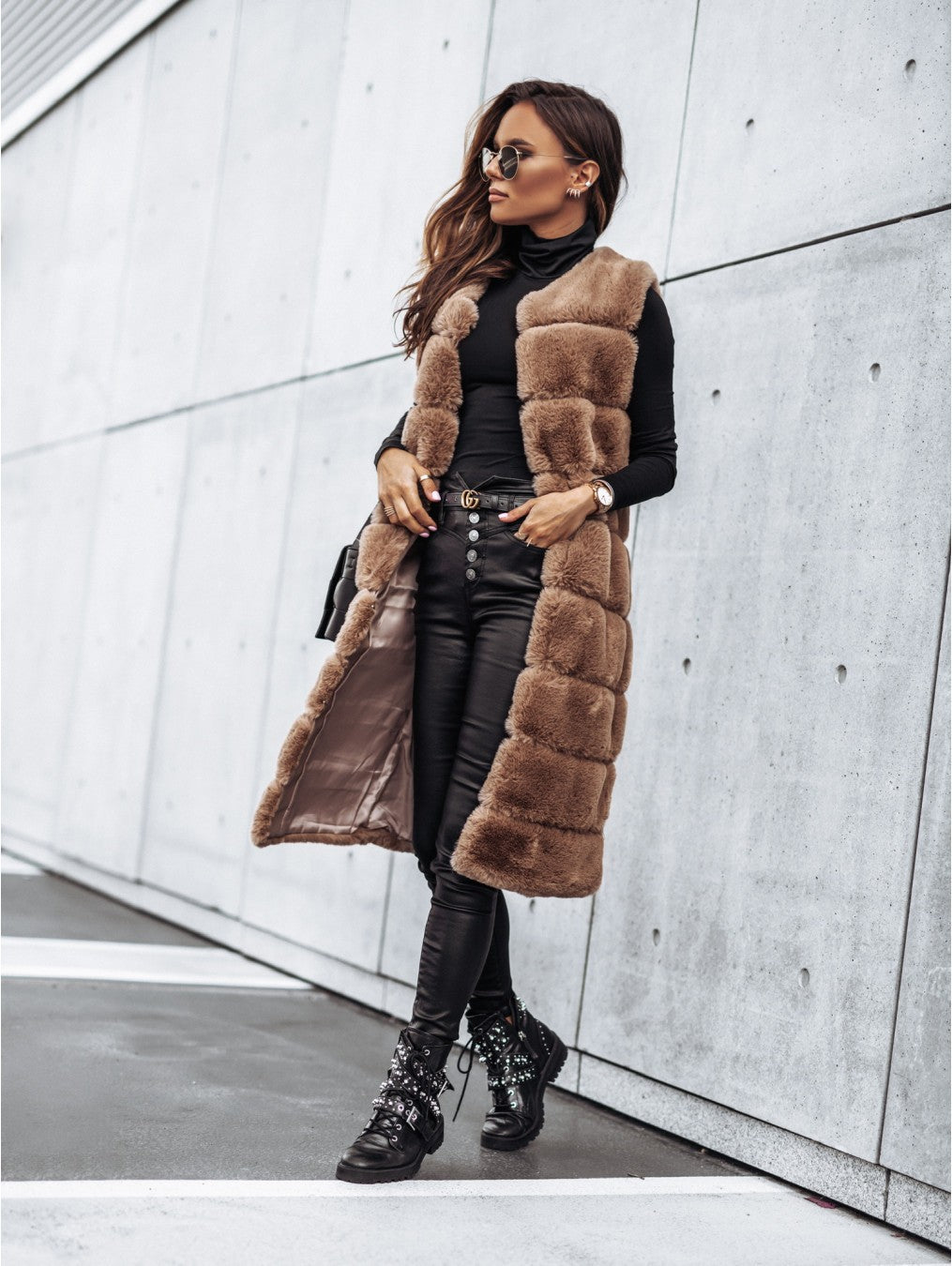 Ladies Long Elegant Chic Style Synthetic Fur Coat