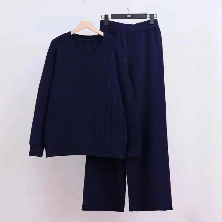 Pull en fine maille pour femmes et pantalon à coupe large avec décolleté en V et design en relief Chic & Stil