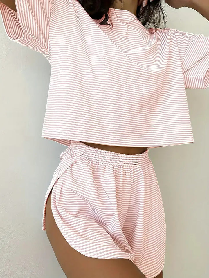 Women's short casual top with short sleeves and loose fit and high-waisted pants Lune London