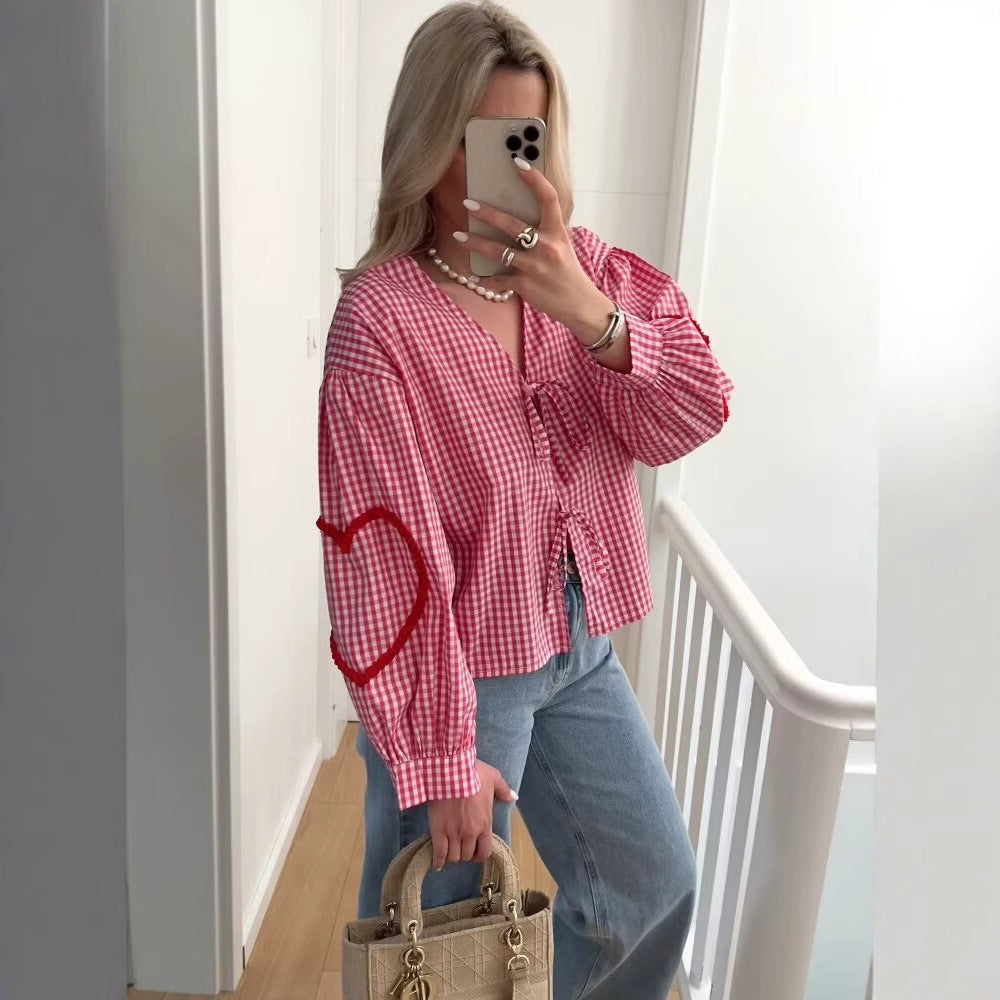 Shirt for women with puffy sleeves and a modern checkered design Lune London