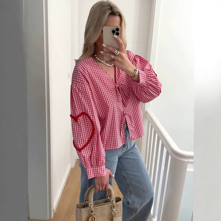 Shirt for women with puffy sleeves and a modern checkered design Lune London