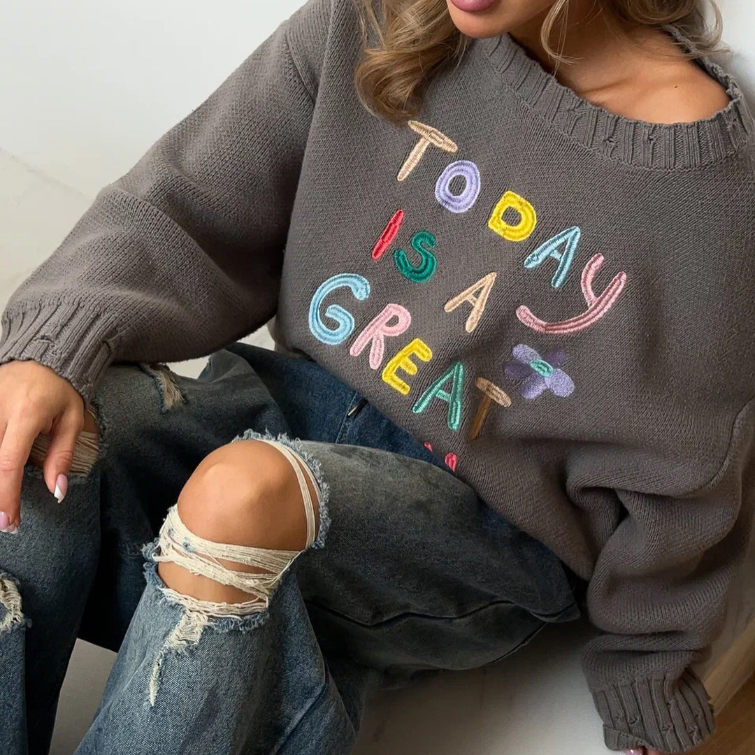 Oversized sweatshirt for women with colorful embroidery design Lune London