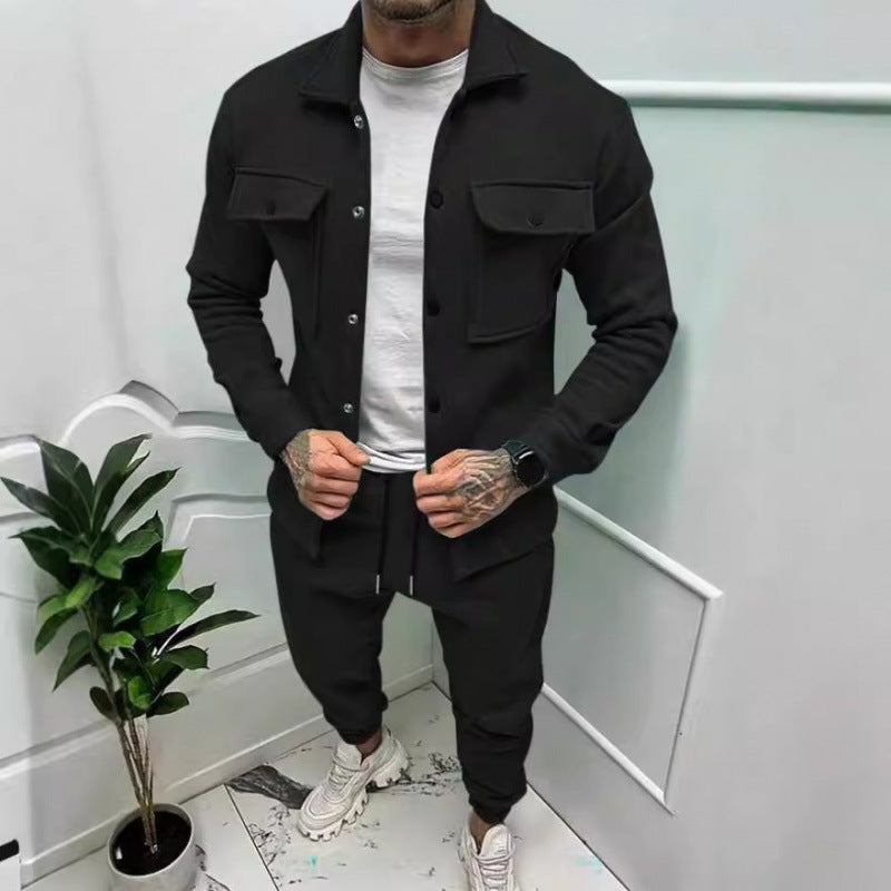 Men's sports set with modern details and practical pockets Lune London
