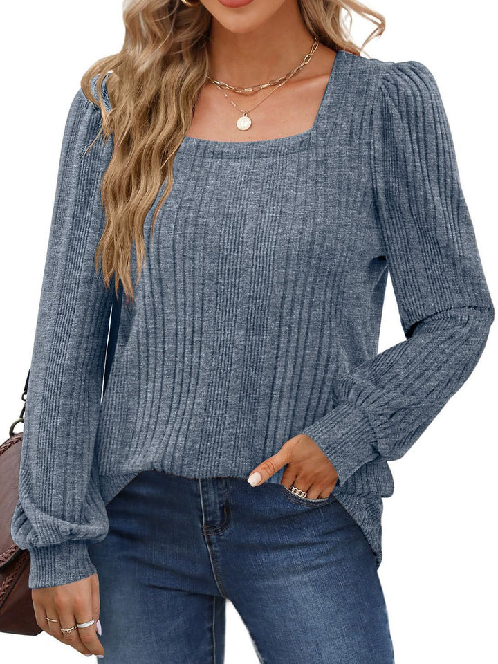 Woman Elegant knit top with structured rib pattern and puff sleeves Lune London