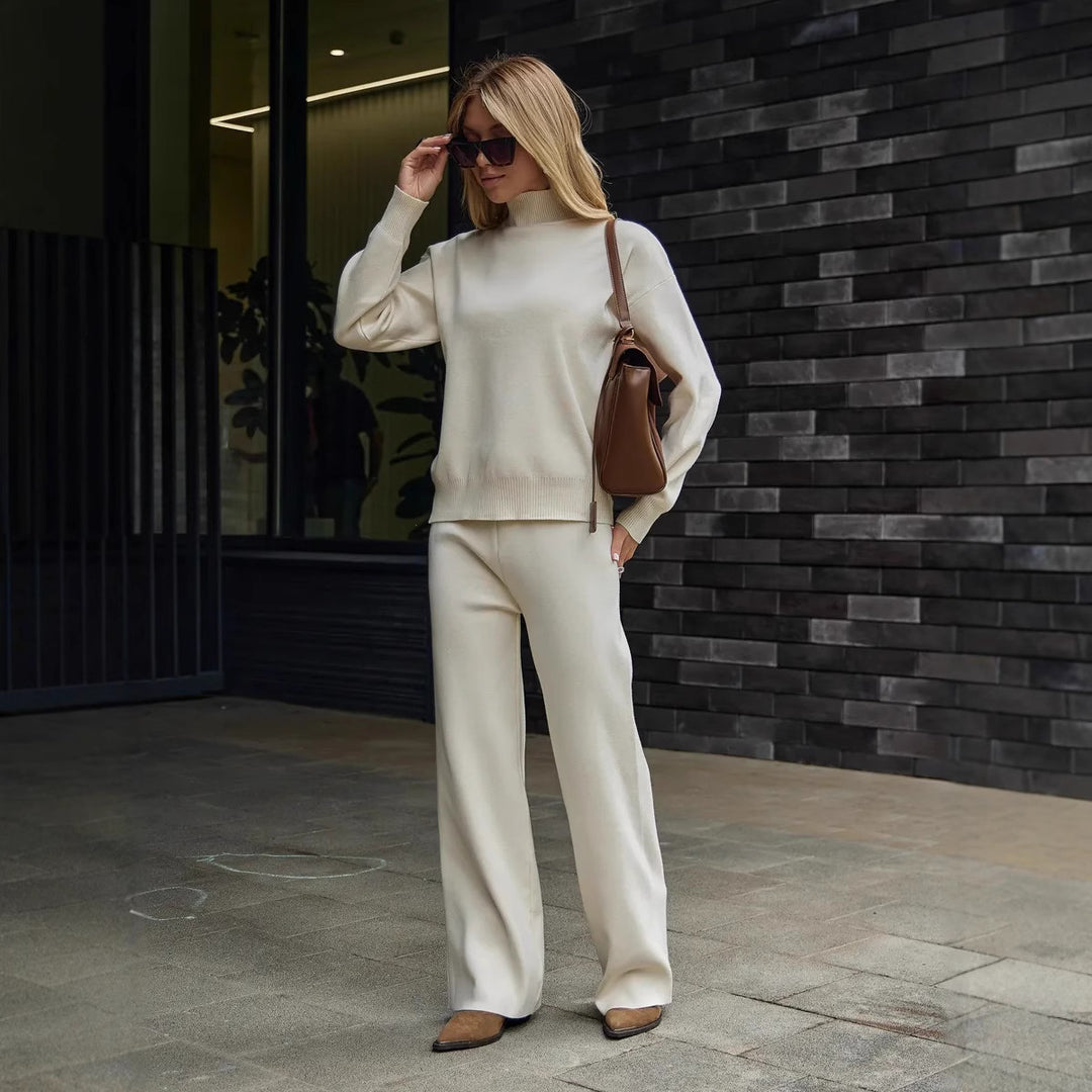 Ladies elegant knit set with high collar Lune London