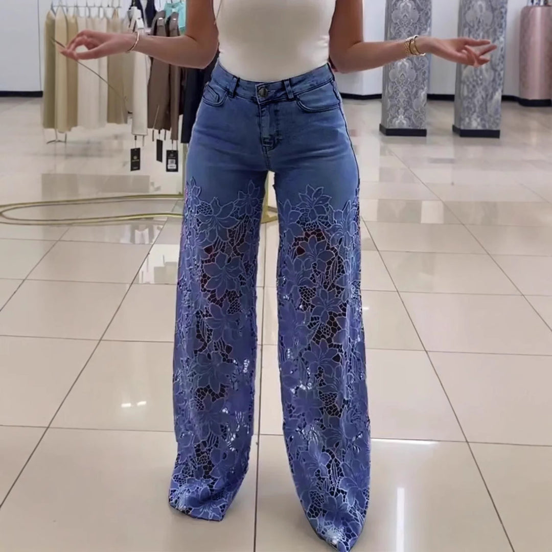 Elegant and Floral High-Waisted Jeans Lune London