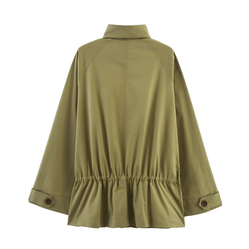 Transitional jacket for women with a practical zipper and large pockets Lune London
