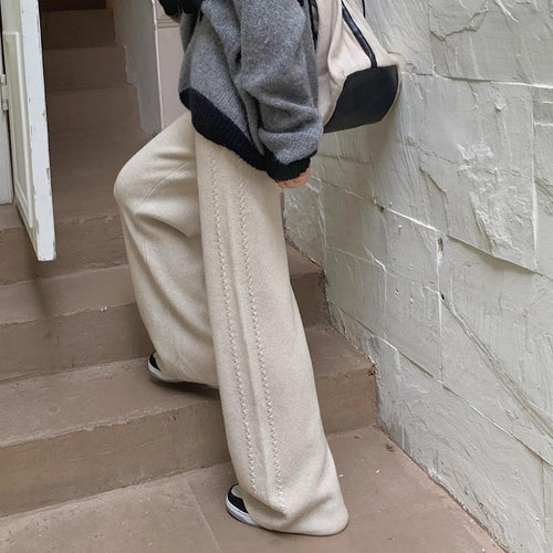 Cardigan en tricot côtelé confortable pour femmes avec un élégant col montant Chic & Stil