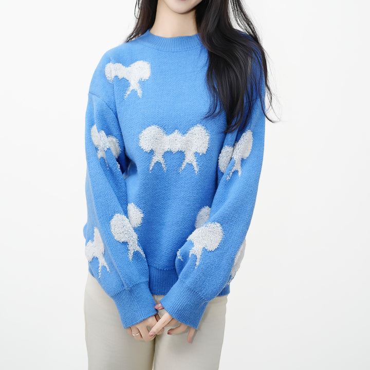 Casual women's sweater with a unique animal print design Lune London