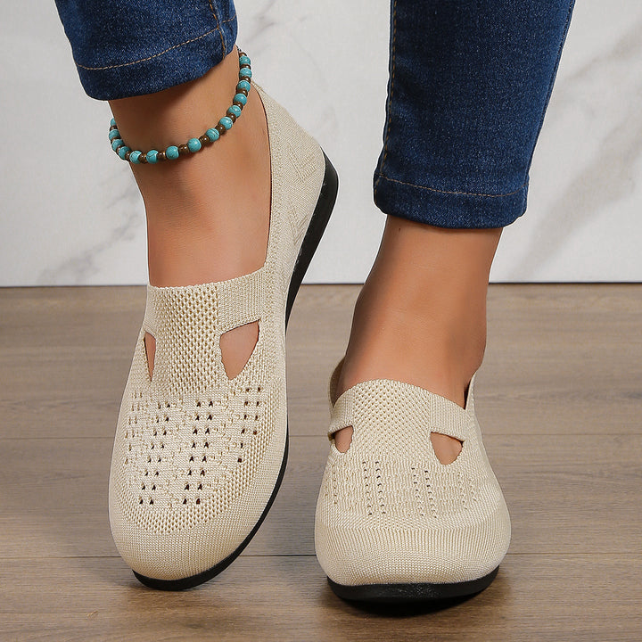 Breathable Slip-On Shoes for Women with Elastic Upper and Non-Slip Sole Lune London