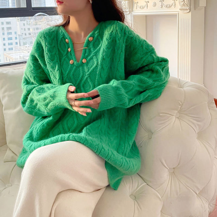 Pull ample en tricot pour dames avec détails en boutons et motif en maille torsadée Chic & Stil