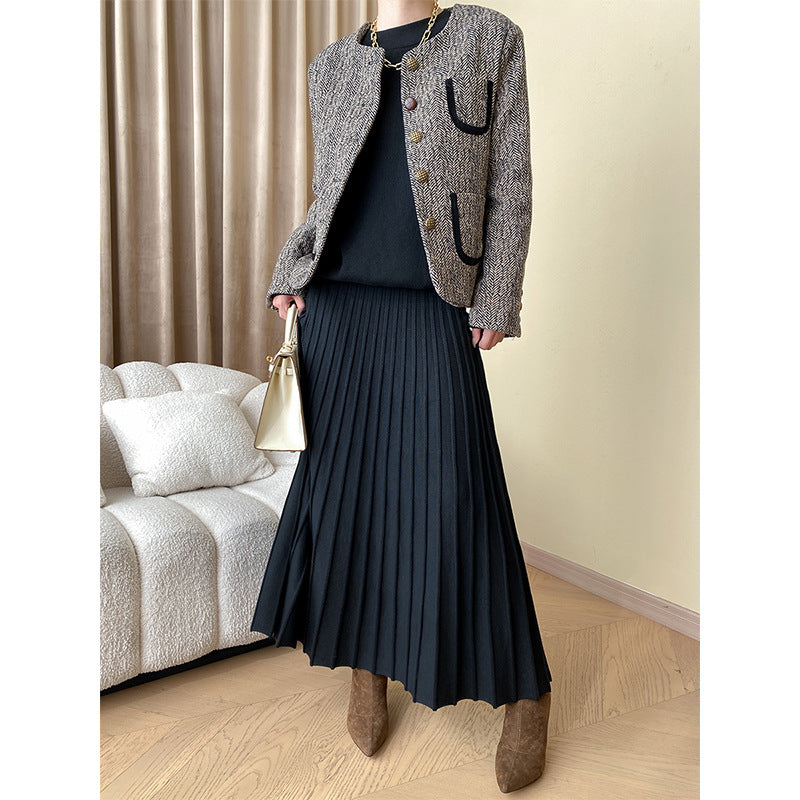 Women's knit sweater with oversized cut and elegant ribbed texture Chic & Stil