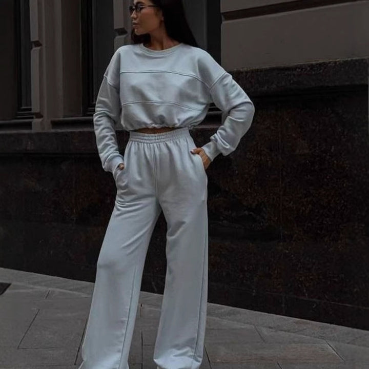 Lune London women's trendy crop top set and wide jogger pants