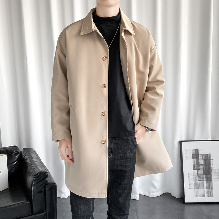Versatile transitional jacket for men with practical pockets and modern fit Lune London
